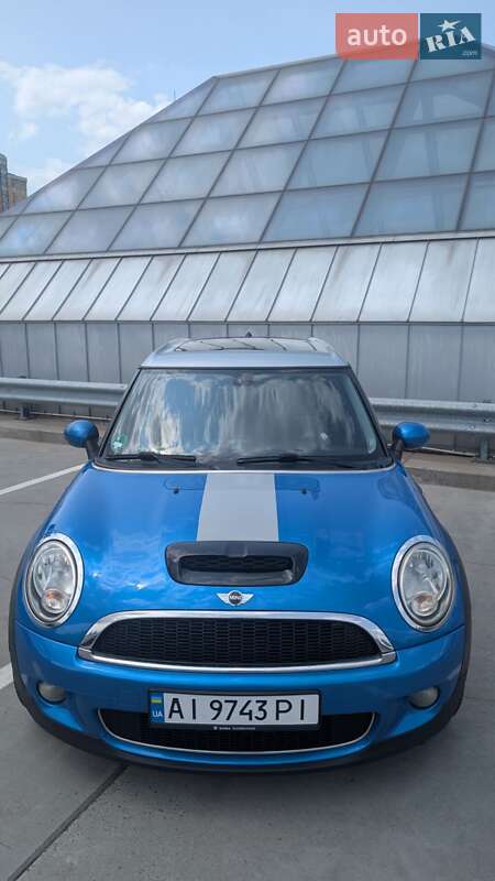 Універсал MINI Clubman 2008 в Києві