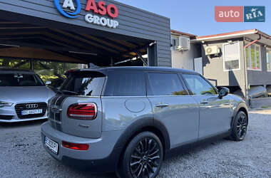 Универсал MINI Clubman 2021 в 