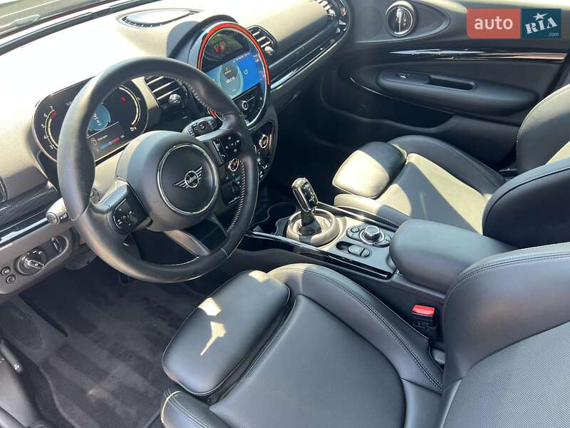Хэтчбек MINI Clubman 2021 в Киеве