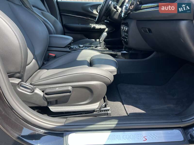 Хэтчбек MINI Clubman 2021 в Киеве