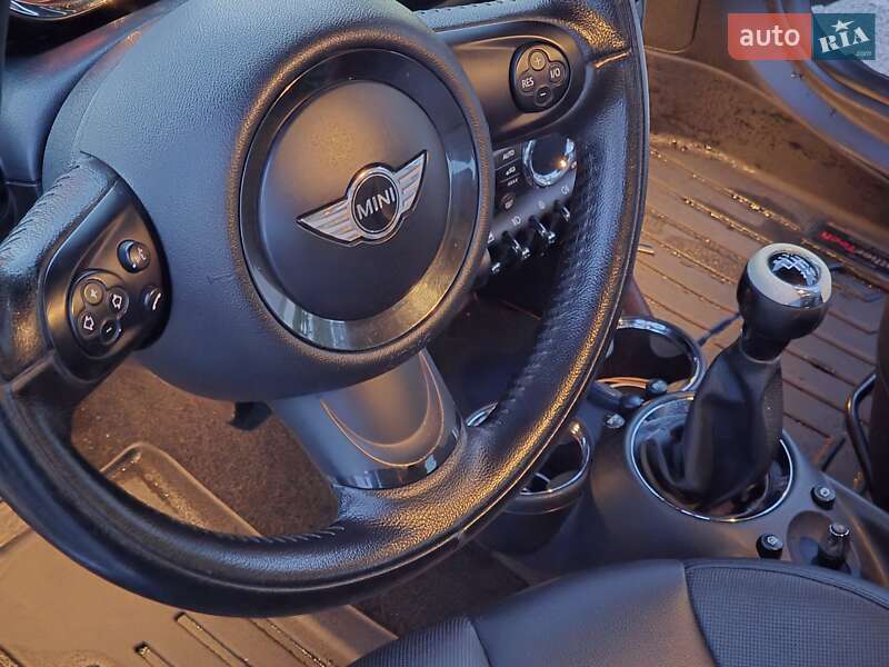 Универсал MINI Clubman 2012 в Киеве