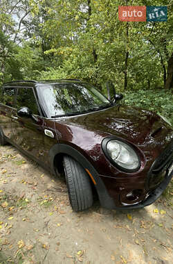 Универсал MINI Clubman 2018 в 