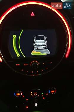 Универсал MINI Clubman 2016 в 