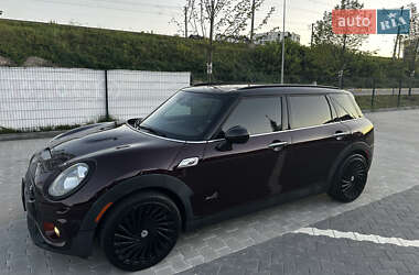 Универсал MINI Clubman 2018 в 