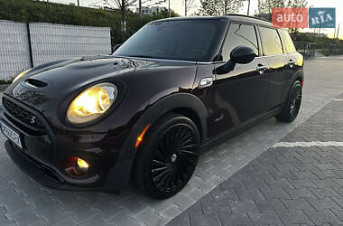 Универсал MINI Clubman 2018 в 