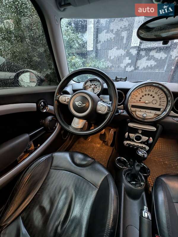 Универсал MINI Clubman 2008 в Киеве