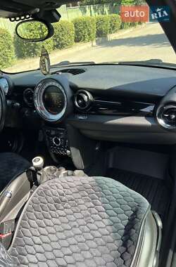 Универсал MINI Clubman 2012 в 