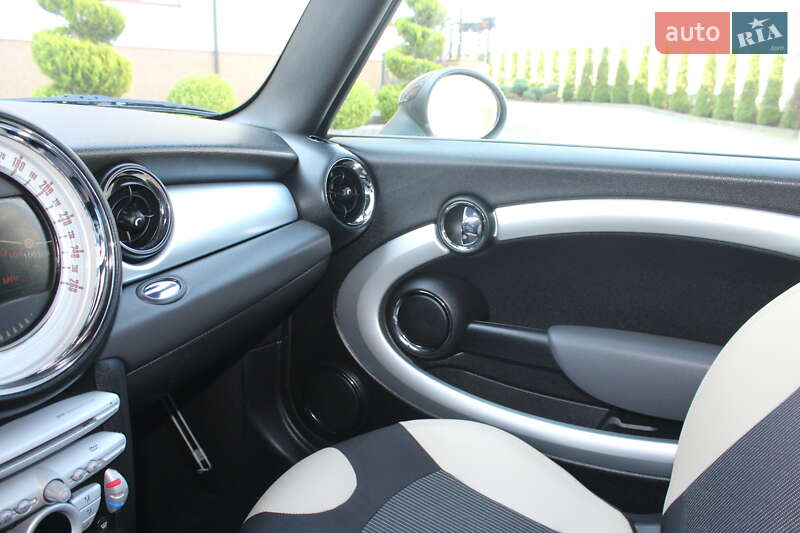 Універсал MINI Clubman 2009 в Трускавці фото 66 Універсал MINI Clubman 2009 в Трускавці