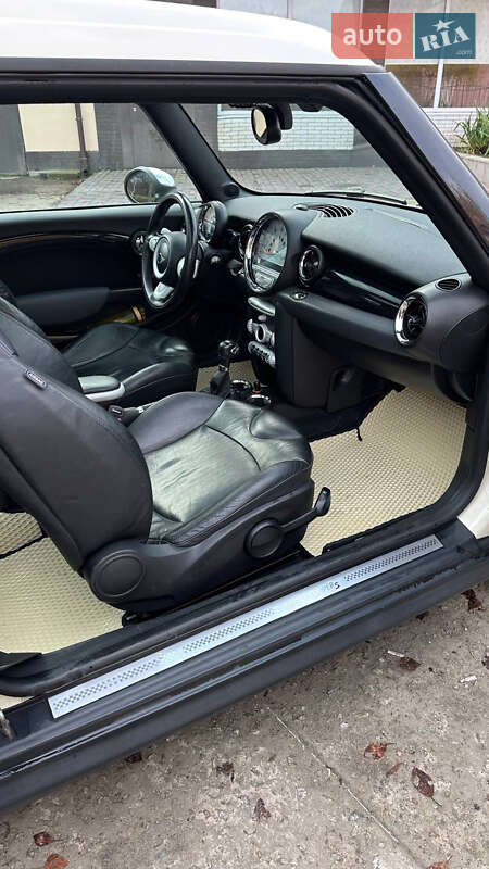 Універсал MINI Clubman 2008 в Кам'янському фото 18 Універсал MINI Clubman 2008 в Кам'янському