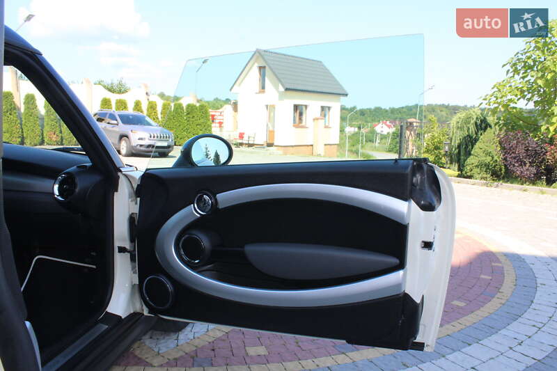 Универсал MINI Clubman 2009 в Трускавце фото 57 Универсал MINI Clubman 2009 в Трускавце