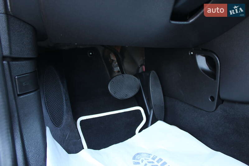 Универсал MINI Clubman 2009 в Трускавце фото 85 Универсал MINI Clubman 2009 в Трускавце