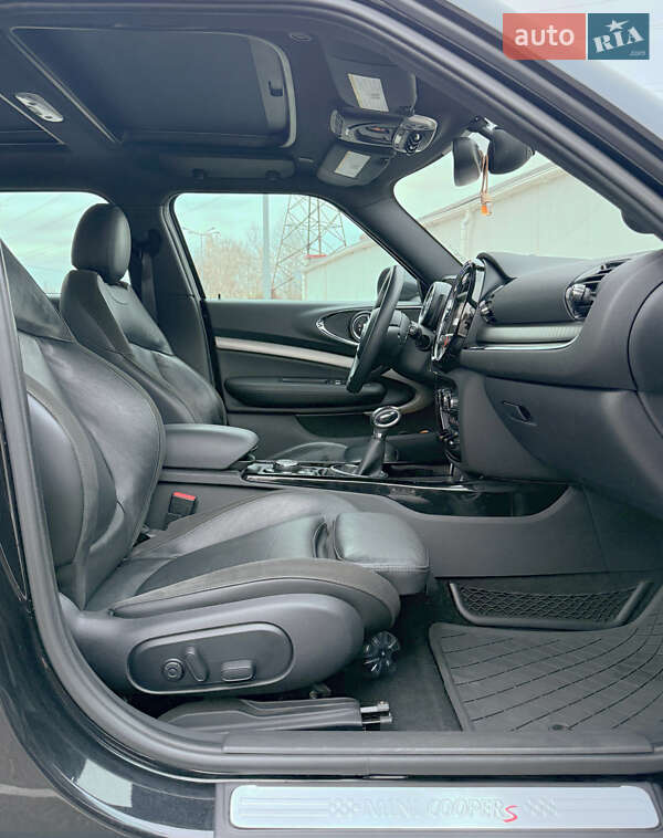 Універсал MINI Clubman 2016 в Києві фото 31 Універсал MINI Clubman 2016 в Києві