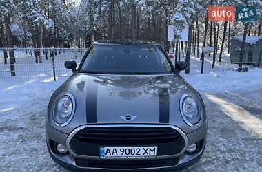 Універсал MINI Clubman 2016 в Стоянці