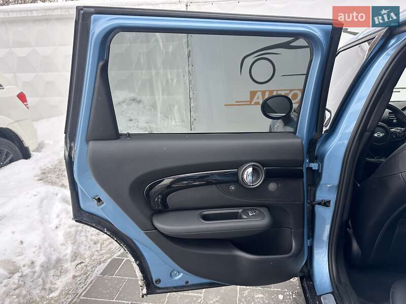 Универсал MINI Clubman 2016 в Киеве