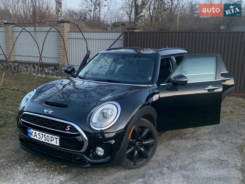 MINI Clubman