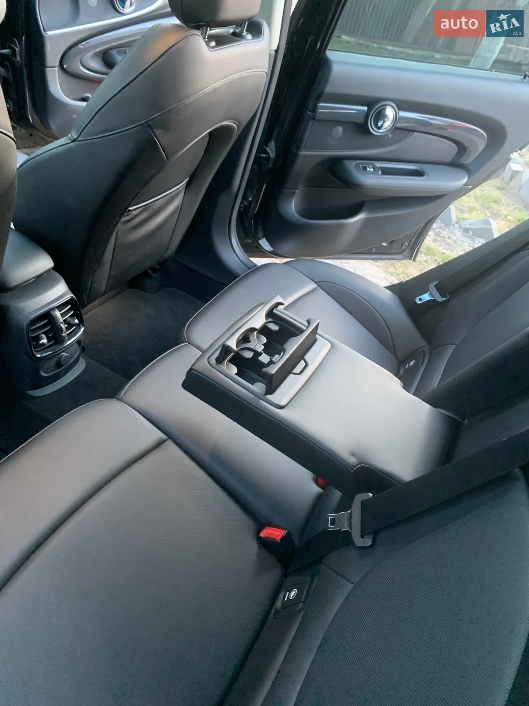 2016 MINI Clubman - мініатюра 8