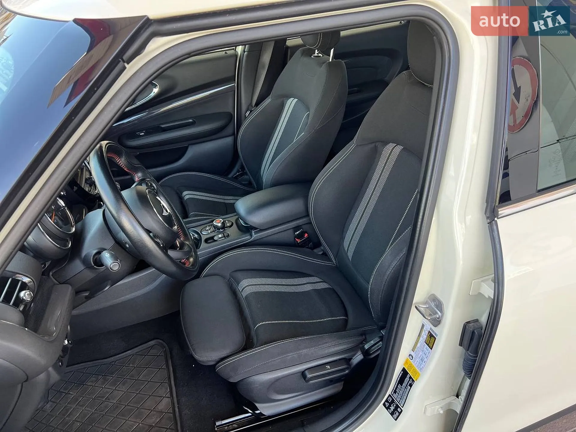 2016 MINI Clubman - мініатюра 14