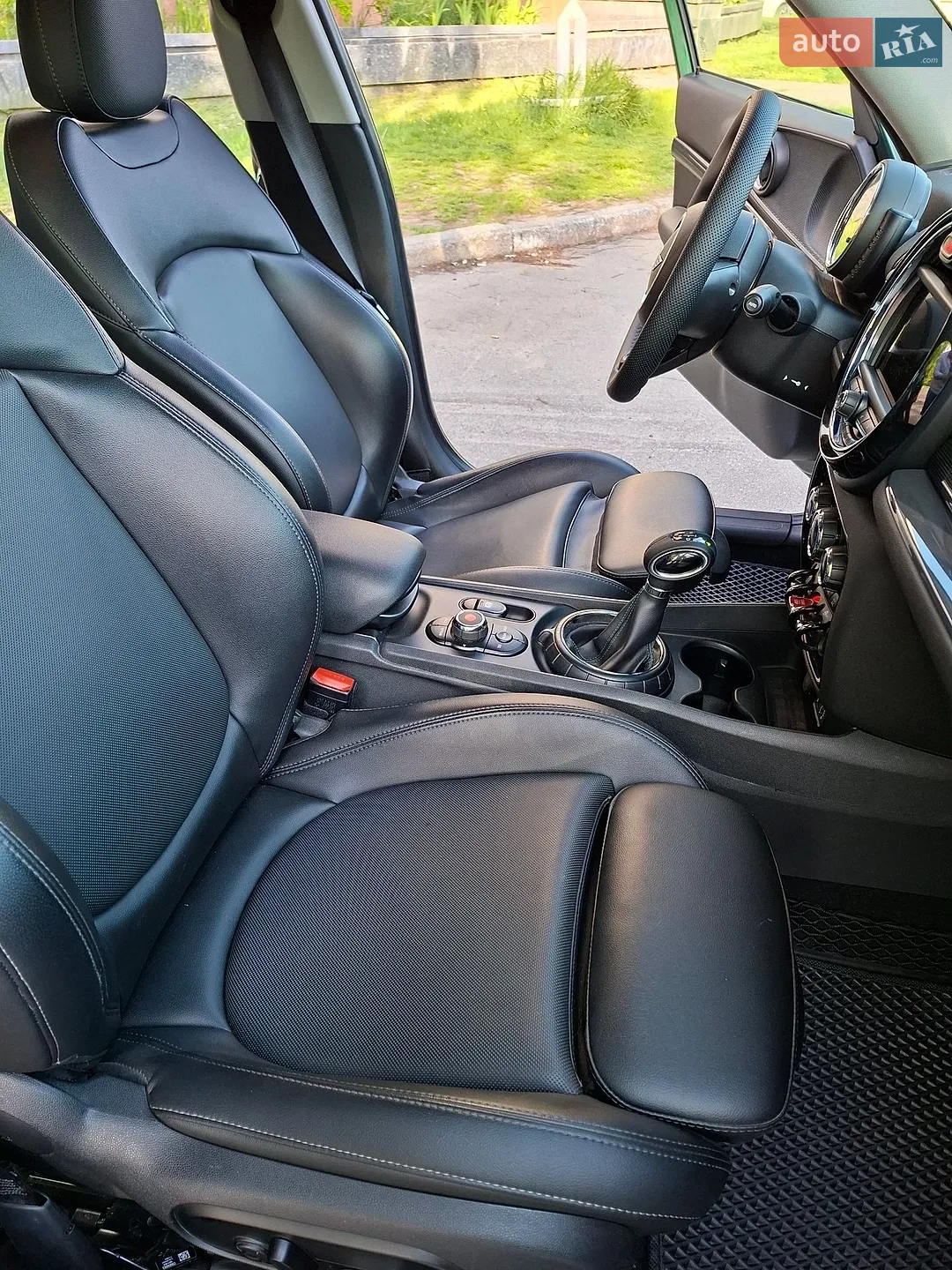 2016 MINI Clubman - мініатюра 22