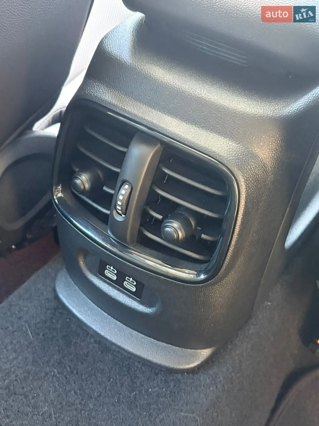 2021 MINI Clubman - мініатюра 21