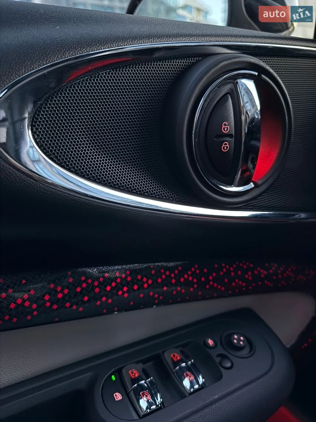 2022 MINI Clubman - мініатюра 23