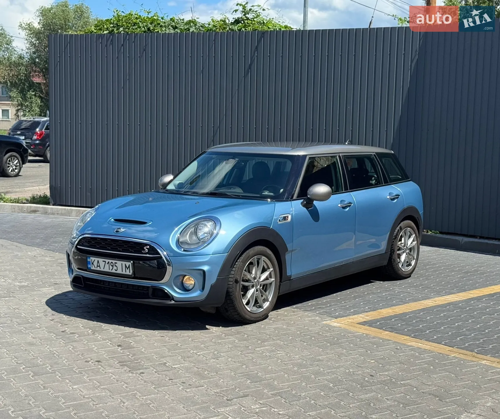 2017 MINI Clubman - фото 1