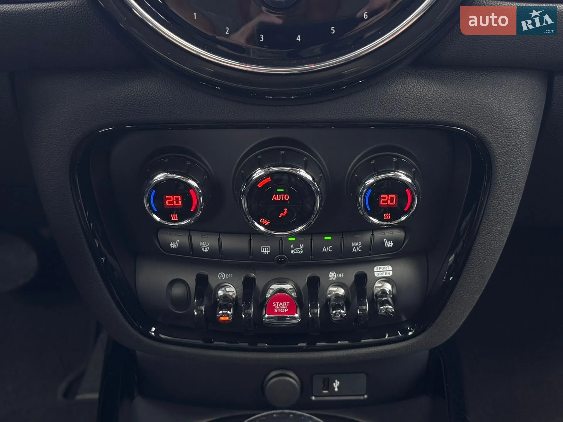 2021 MINI Clubman - мініатюра 31