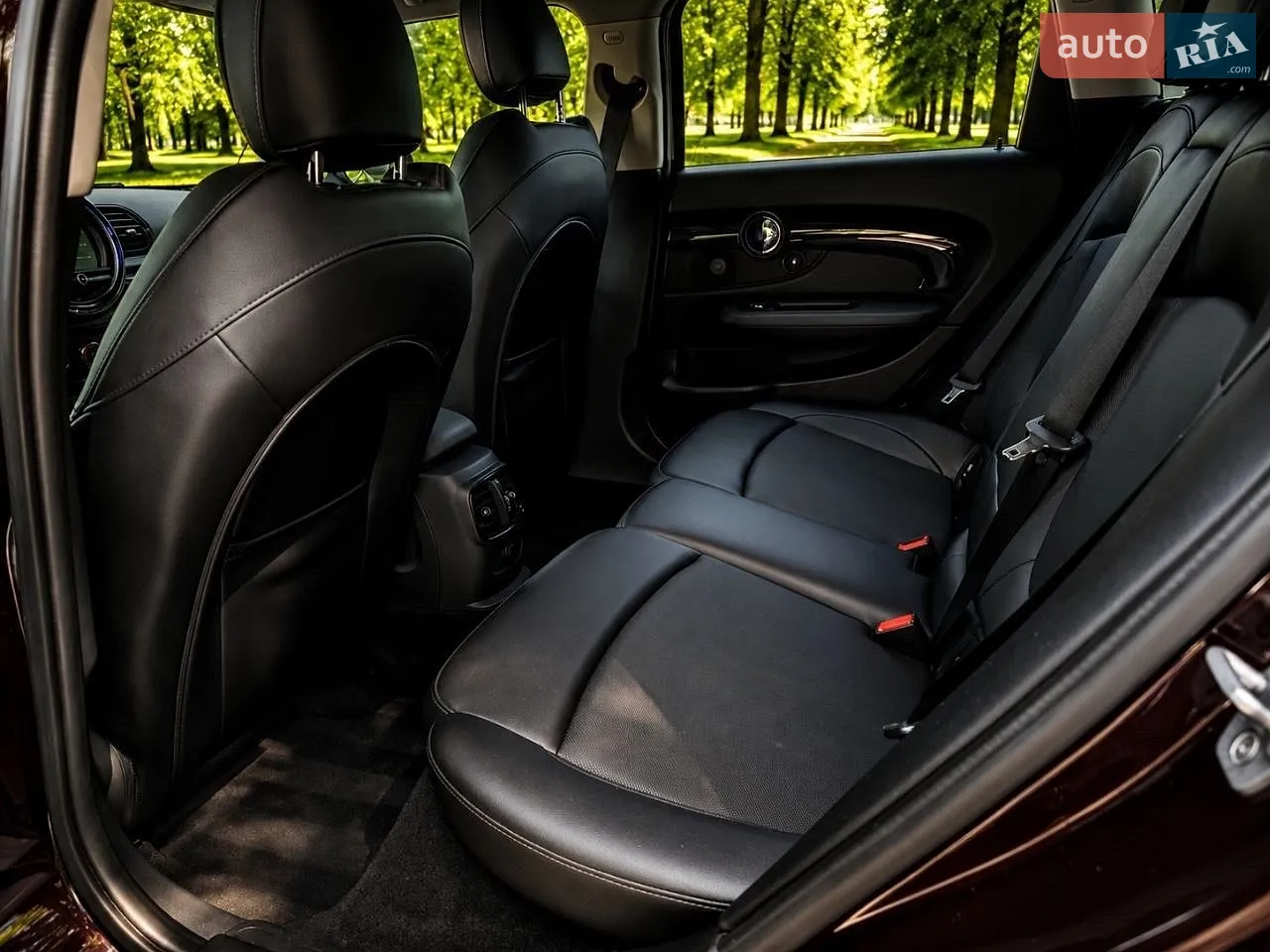 2016 MINI Clubman - мініатюра 16