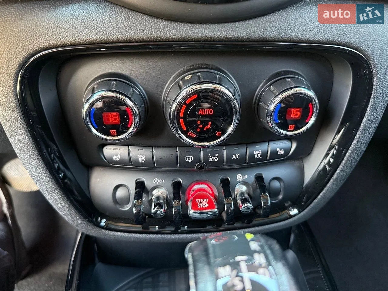 2016 MINI Clubman - мініатюра 17