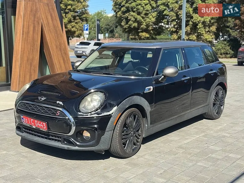 MINI Clubman