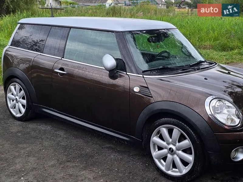 MINI Clubman