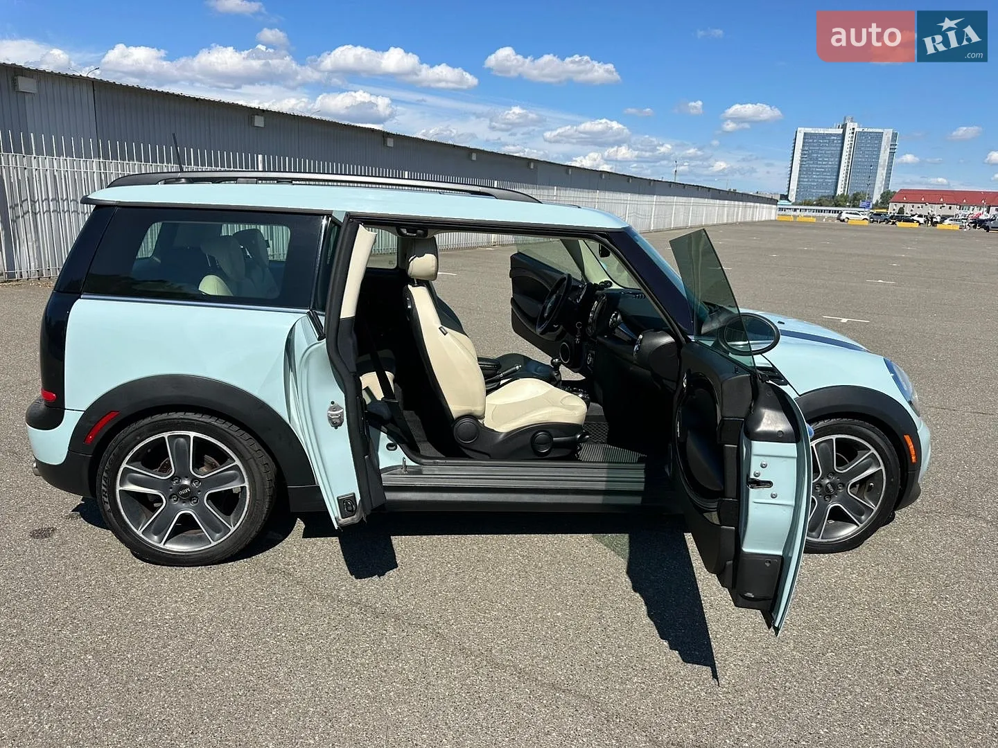 2014 MINI Clubman - мініатюра 21