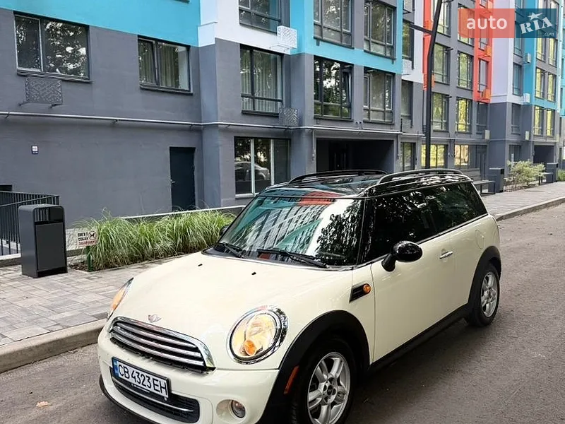 MINI Clubman