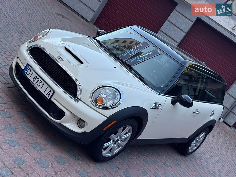 MINI Clubman