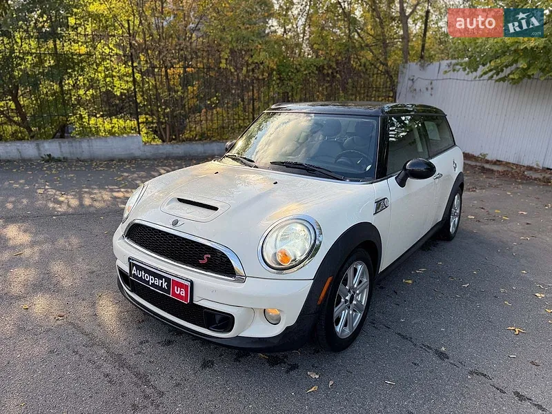 MINI Clubman