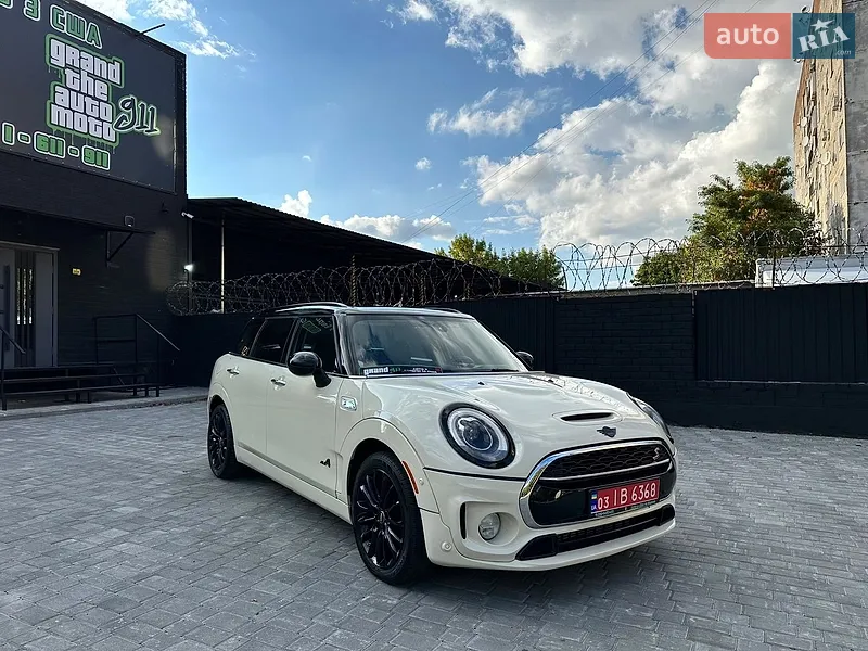 MINI Clubman