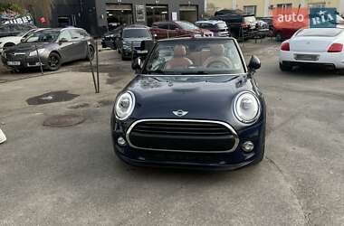 Кабриолет MINI Convertible 2017 в 