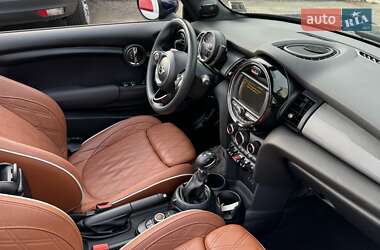 Кабриолет MINI Convertible 2017 в 
