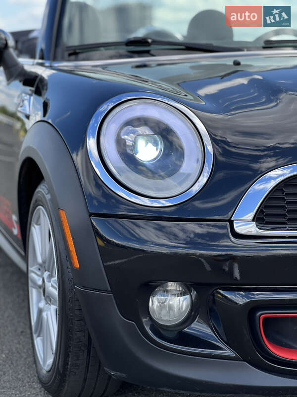 Кабриолет MINI Convertible 2011 в Киеве фото 11 Кабриолет MINI Convertible 2011 в Киеве