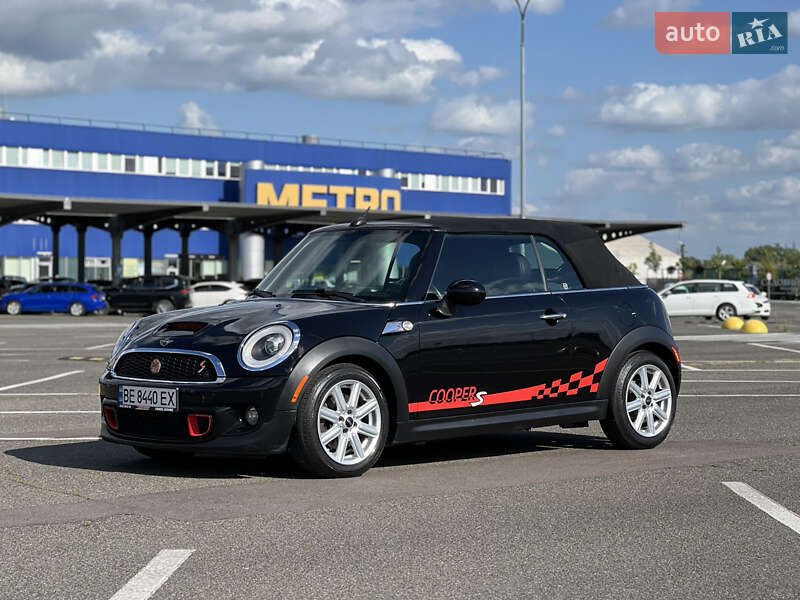 Кабриолет MINI Convertible 2011 в Киеве фото 15 Кабриолет MINI Convertible 2011 в Киеве