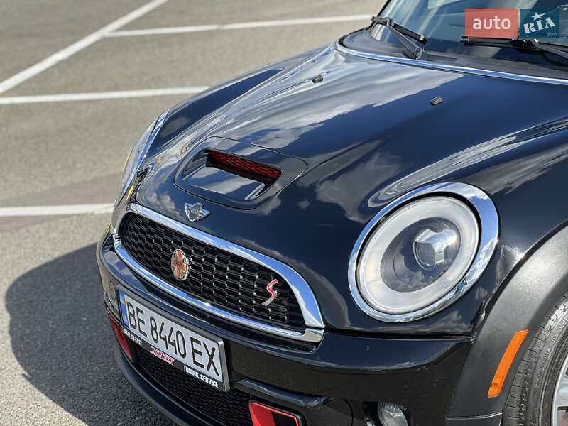 Кабриолет MINI Convertible 2011 в Киеве фото 24 Кабриолет MINI Convertible 2011 в Киеве