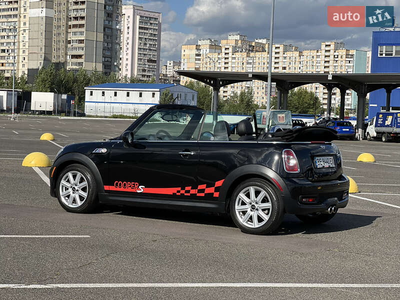 Кабриолет MINI Convertible 2011 в Киеве фото 29 Кабриолет MINI Convertible 2011 в Киеве
