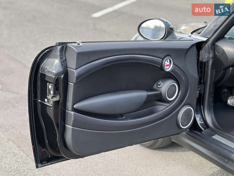Кабриолет MINI Convertible 2011 в Киеве фото 38 Кабриолет MINI Convertible 2011 в Киеве