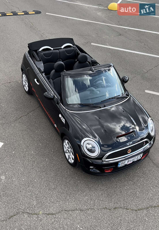 Кабриолет MINI Convertible 2011 в Киеве фото 62 Кабриолет MINI Convertible 2011 в Киеве