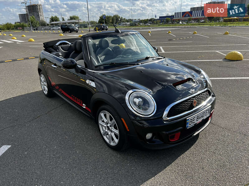 Кабриолет MINI Convertible 2011 в Киеве фото 65 Кабриолет MINI Convertible 2011 в Киеве