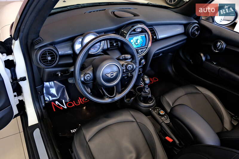 Кабріолет MINI Convertible 2019 в Одесі