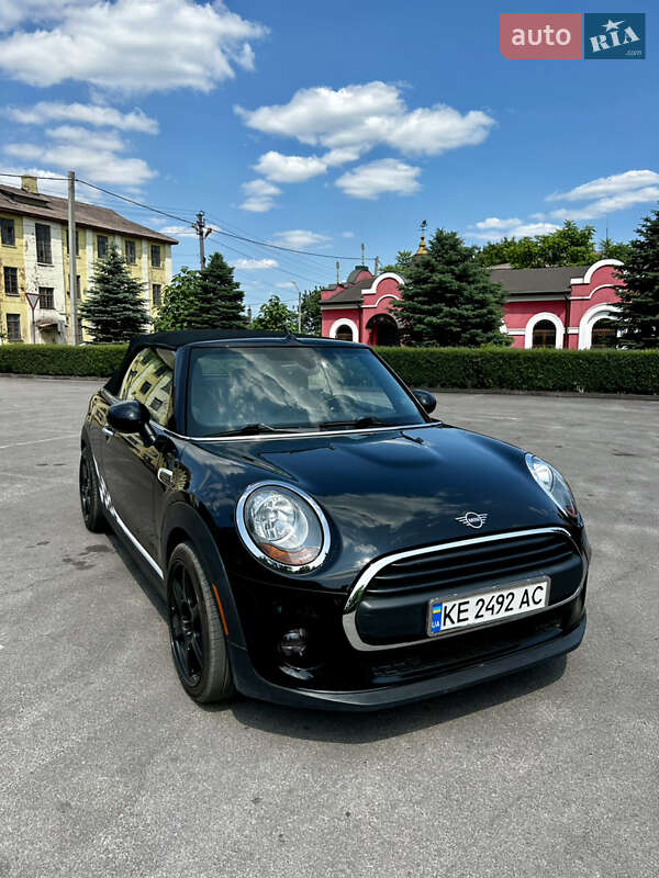 Кабриолет MINI Convertible 2016 в Каменском