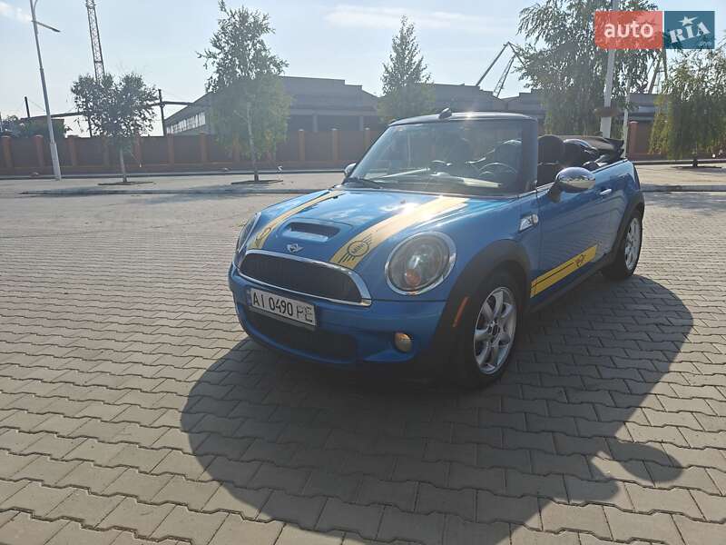 Кабриолет MINI Convertible 2010 в Измаиле