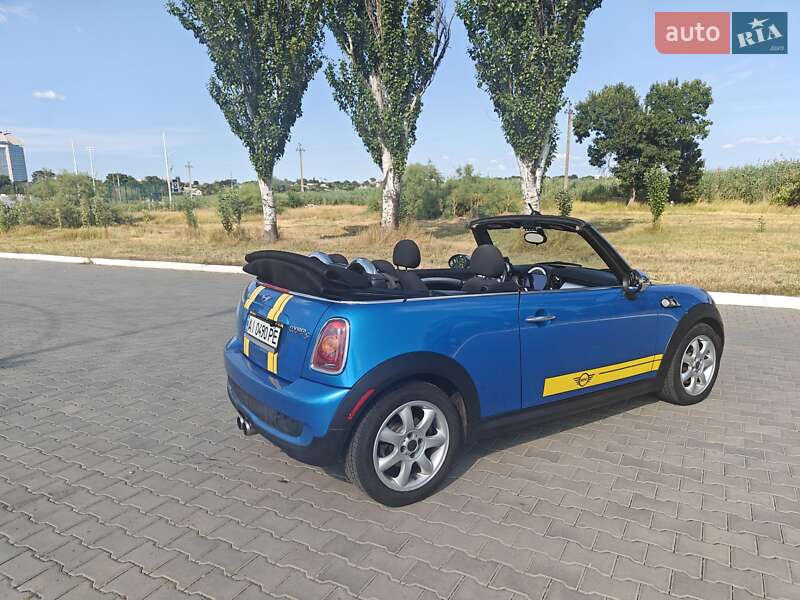 Кабриолет MINI Convertible 2010 в Измаиле