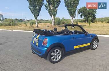 Кабриолет MINI Convertible 2010 в 