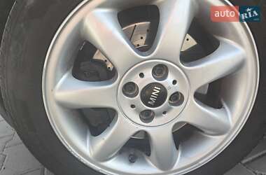 Кабриолет MINI Convertible 2010 в 